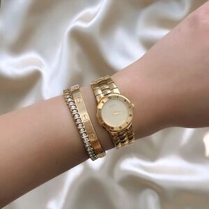 AUTHENTIC VINTAGE GUCCI GOLD WATCH